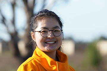 Lei-Xu Volunteer