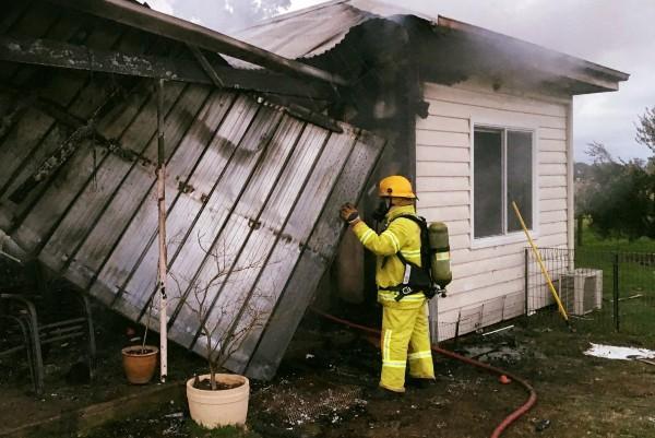 Reptile rescue after Echuca house fire