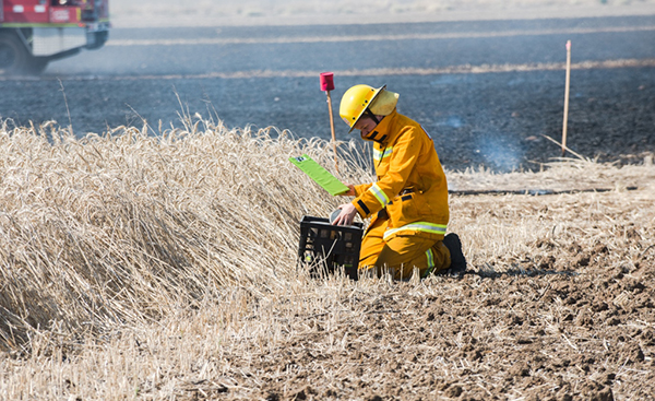 firefighter-conducting-planned-burn