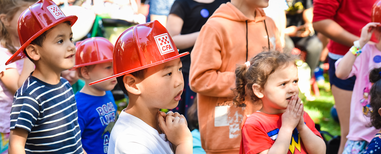 Children engaged 1600